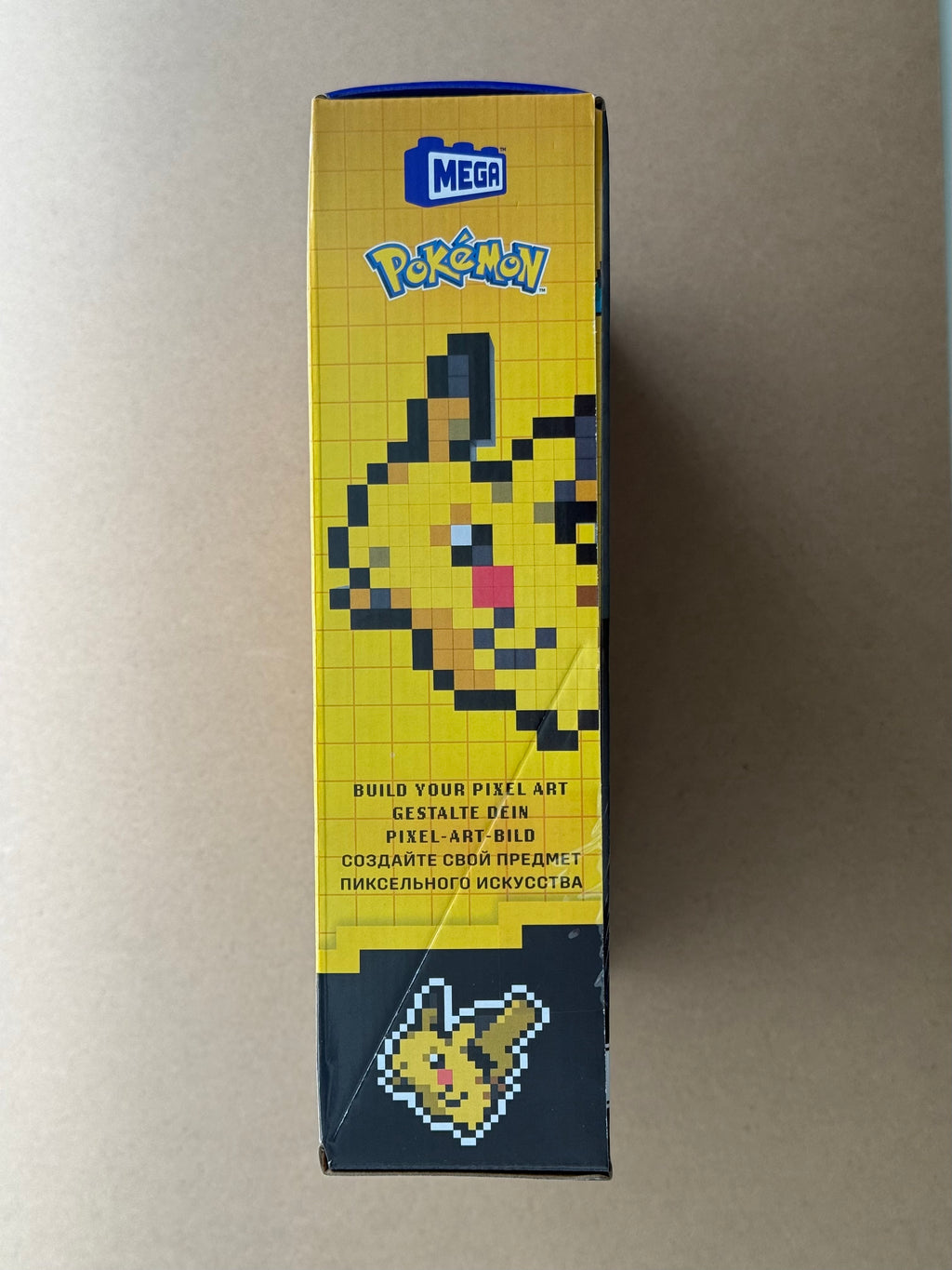 Mega Pokémon Pikachu Pixel Art Construction Set - 400 Pieces
